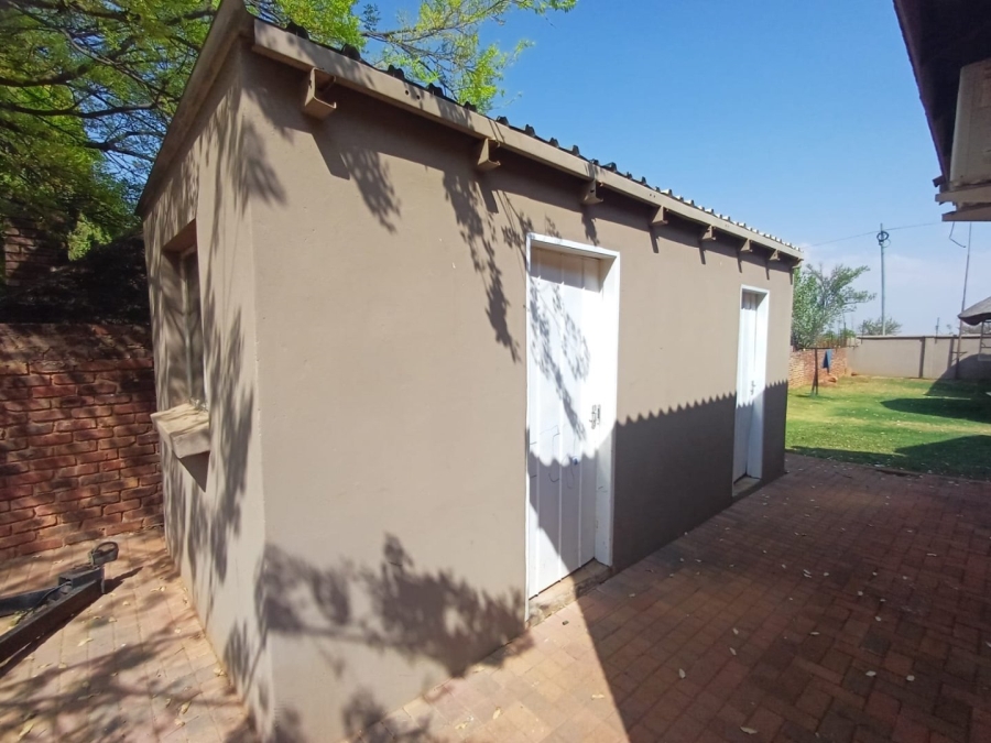 4 Bedroom Property for Sale in Doringkruin North West